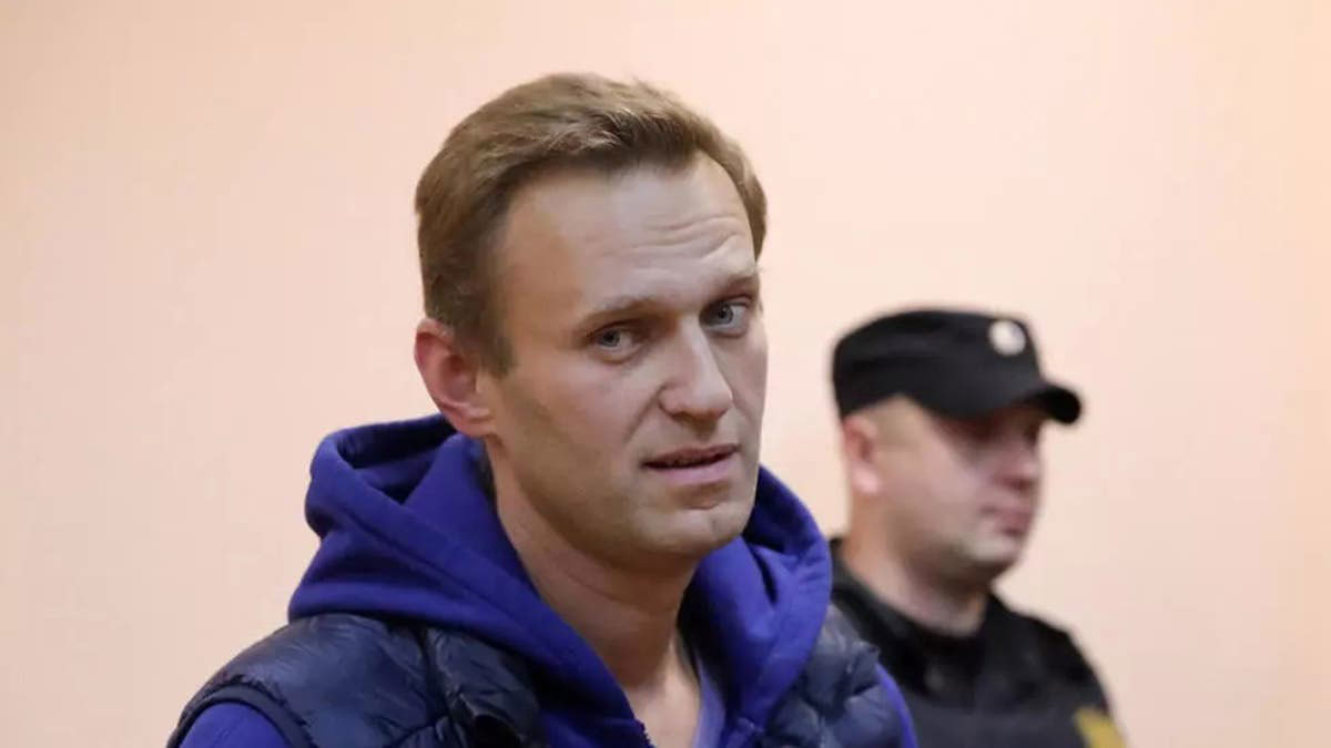 بعد نقله إلى برلين.. العثور على آثار تسمم لدى المعارض الروسي نافالني