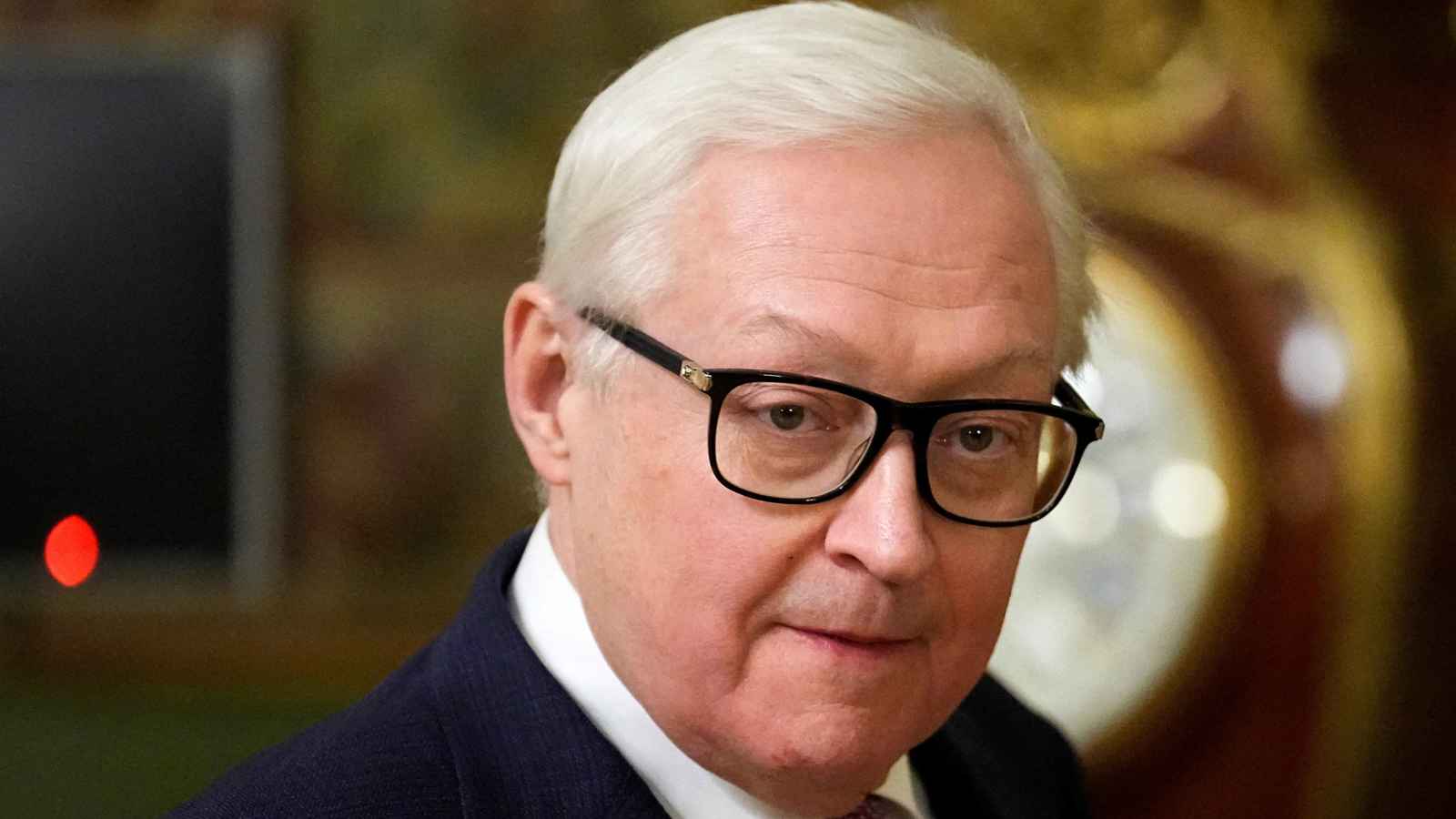 موسكو تلوح بـ "وسائل عسكرية أقوى" في حربها مع أوكرانيا