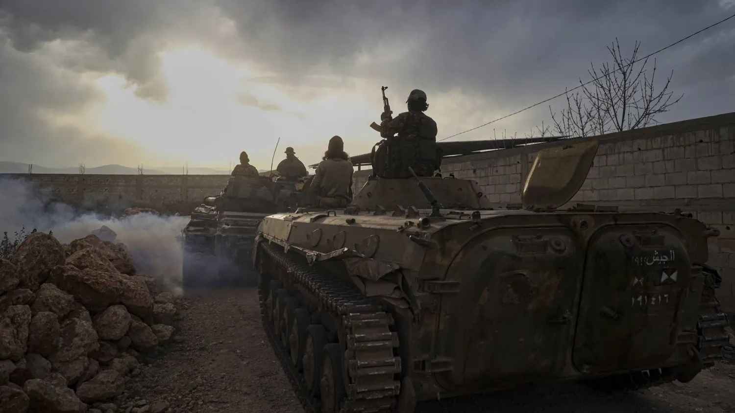 تصعيد على الحدود السورية اللبنانية.. المقاتلون الأجانب وحزب الله "وجهاً لوجه"