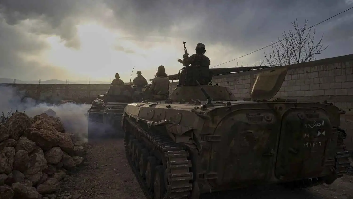 تصعيد على الحدود السورية اللبنانية.. المقاتلون الأجانب وحزب الله "وجهاً لوجه"