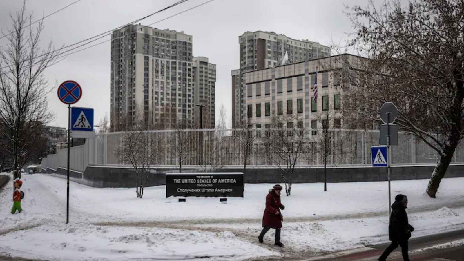 وسط الحرب الروسية.. إدارة ترامب تحث أوكرانيا على استقبال مُرحلين