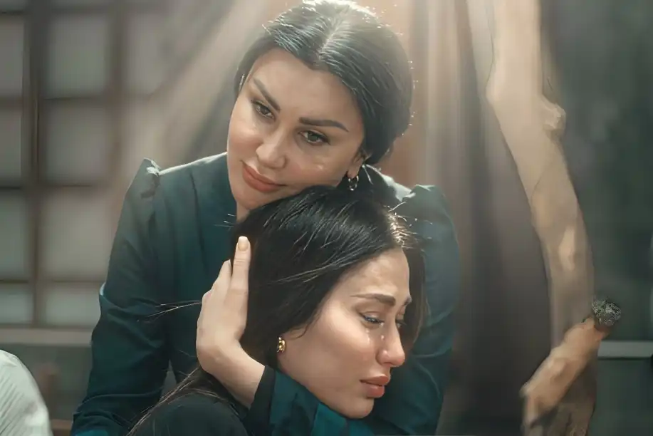 جيني إسبر ومديحة كنيفاتي 