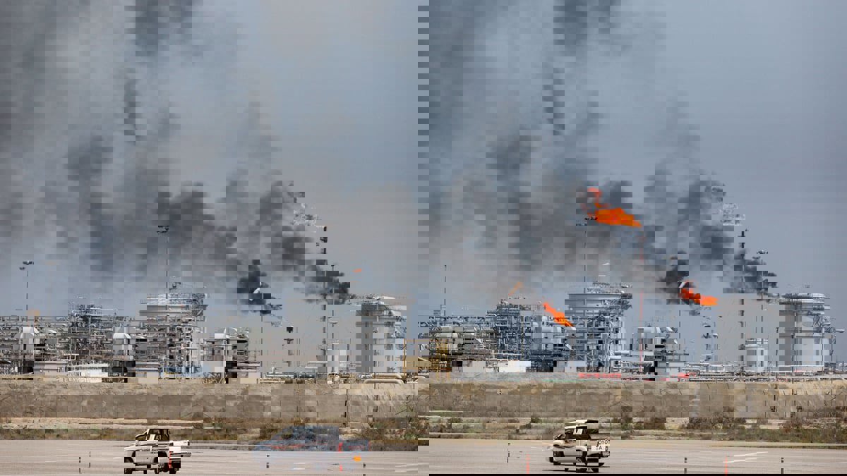 العراق يعتزم توقيع عقود بمليارات الدولارات مع السعودية في مجالات الطاقة