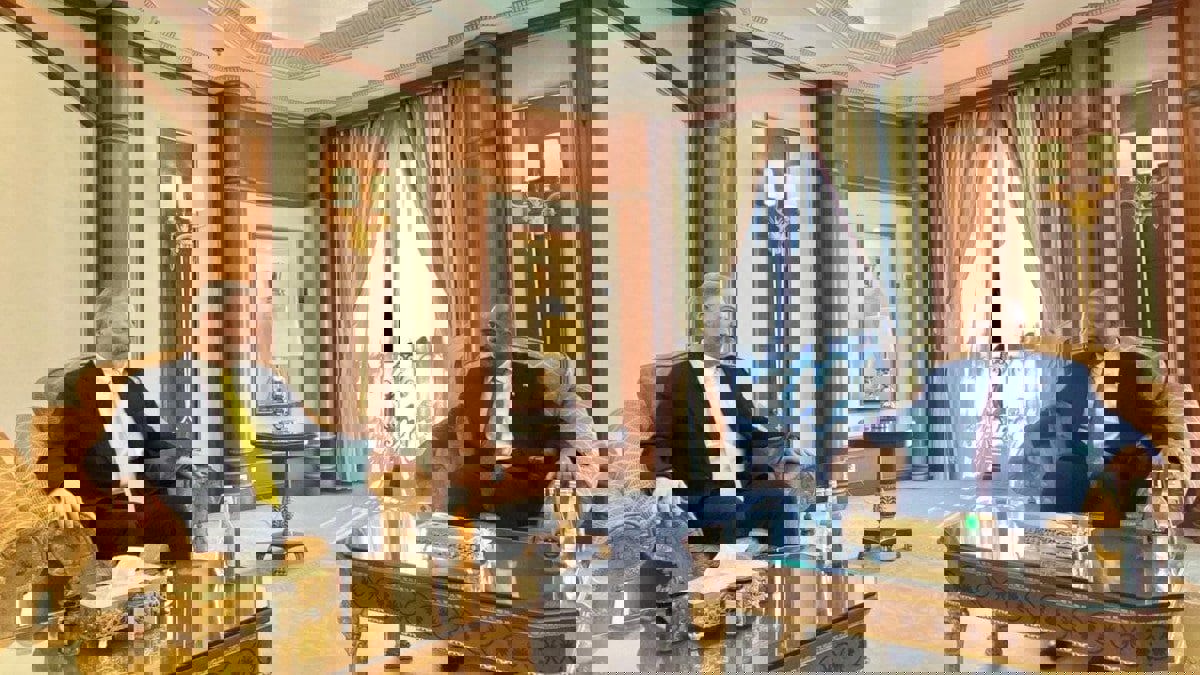 رئيس "الانتقالي الجنوبي" يؤكد أهمية الإسراع بتشكيل الحكومة اليمنية الجديدة