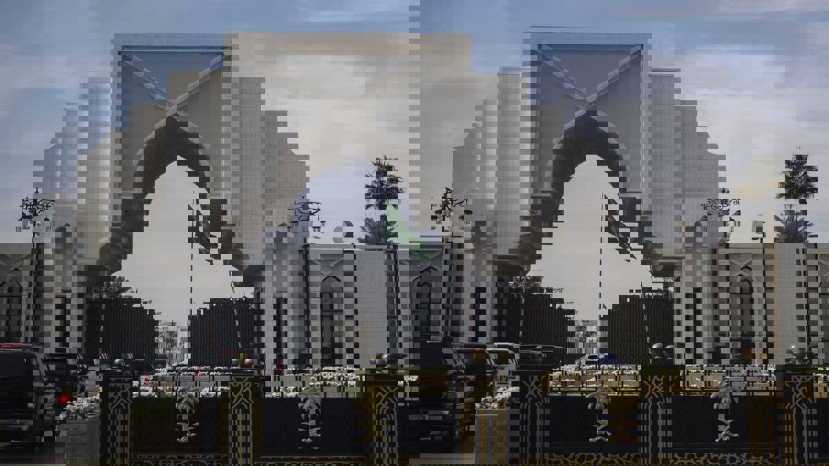 السعودية.. وفاة والدة الأمير عبدالعزيز بن عبد الرحمن آل سعود