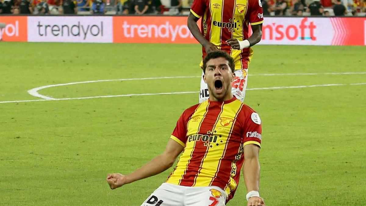 الأردني إبراهيم صبرة يسجل هدفا خياليا في شباك بشكتاش (فيديو)