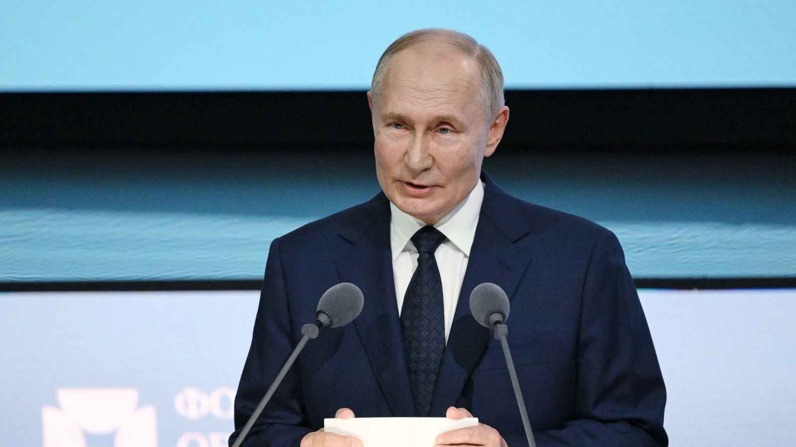 "سيكون اختار الحرب".. بوتين يحذر الناتو من السماح لأوكرانيا بضرب روسيا