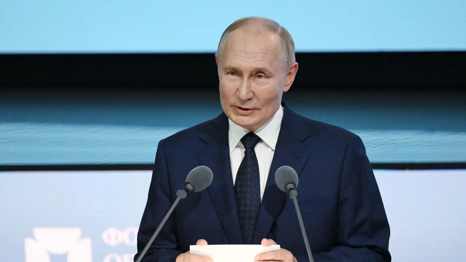 "سيكون اختار الحرب".. بوتين يحذر الناتو من السماح لأوكرانيا بضرب روسيا