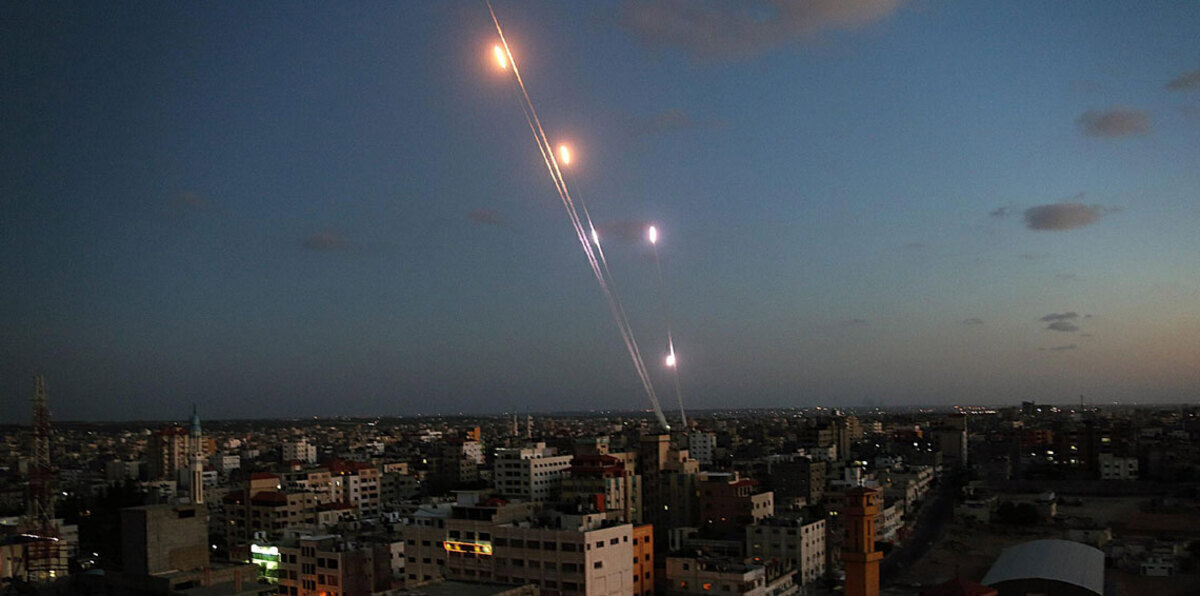 الاحتلال يقصف موقعًا لحماس في خانيونس والمقاومة تطلق صاروخًا صوب عسقلان