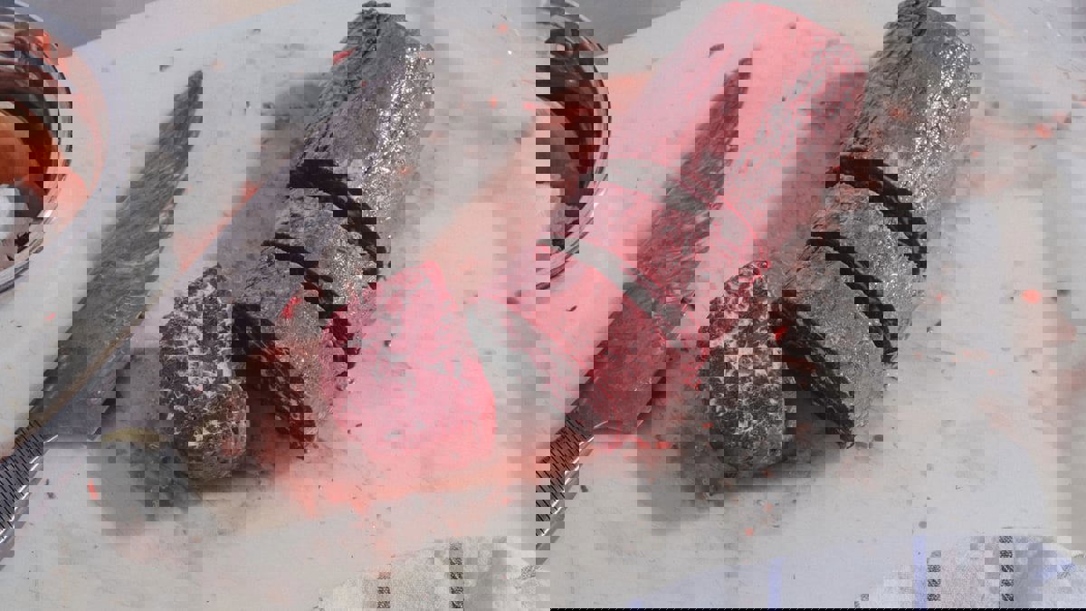 طرح أول لحم "تندرلوين" نباتي بالكامل للبيع في بريطانيا