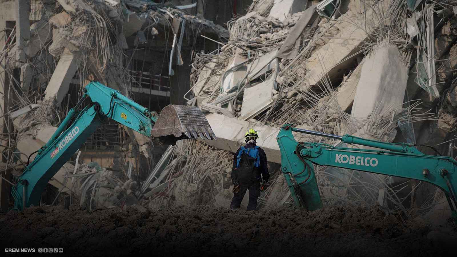 سباق مع الموت في ميانمار.. بأيديهم العارية يبحثون عن ناجين من الزلزال