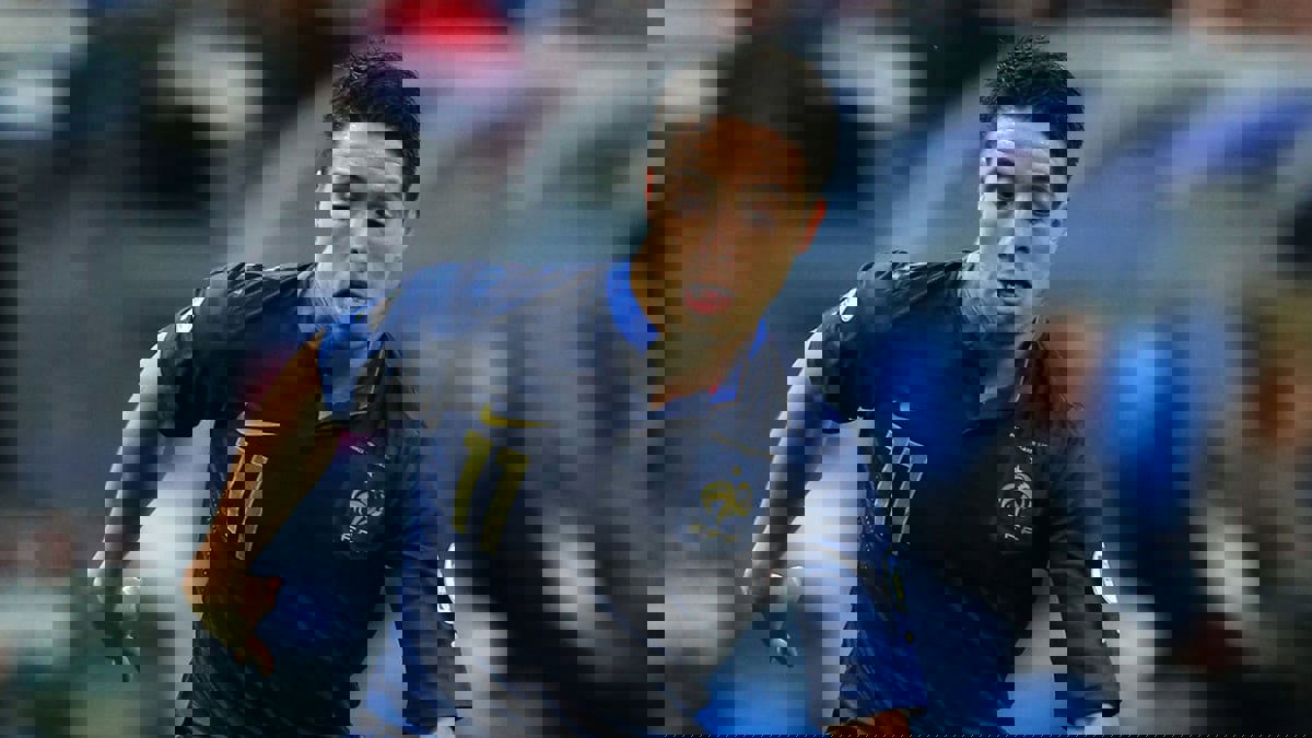 سمير نصري يعلن اعتزاله كرة القدم