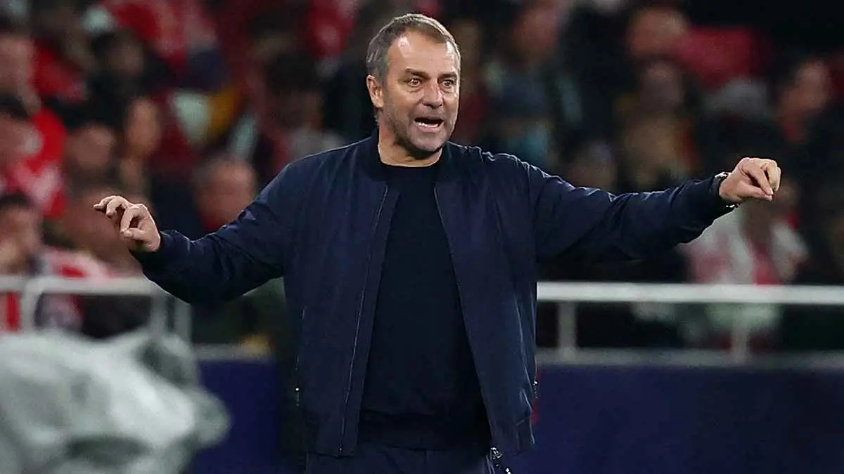 موقف لامين يامال ورافينيا من المشاركة في مباراة برشلونة وسوسيداد