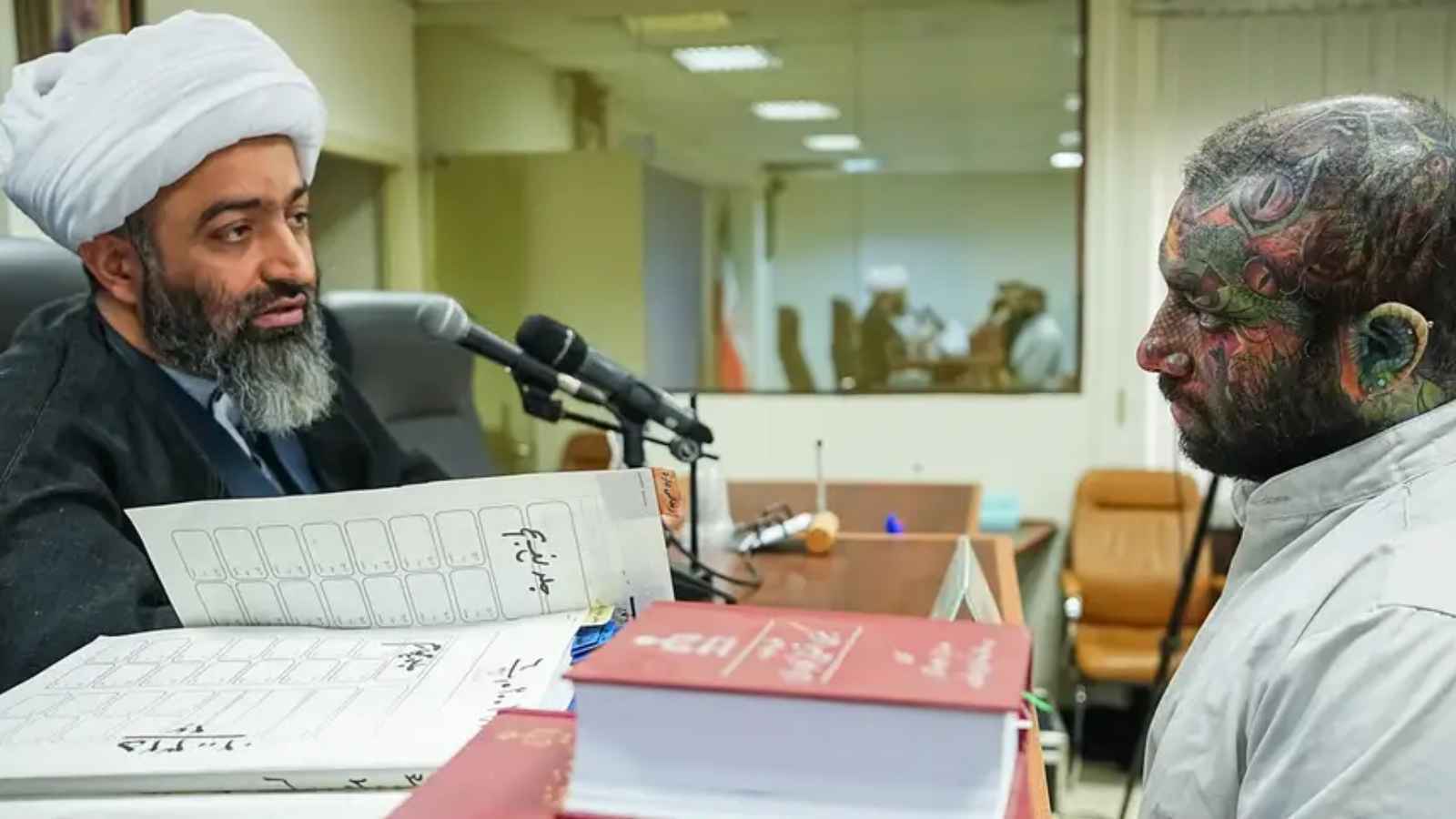 إيران.. مغني راب ينجو من الإعدام بعد "قبول توبته"