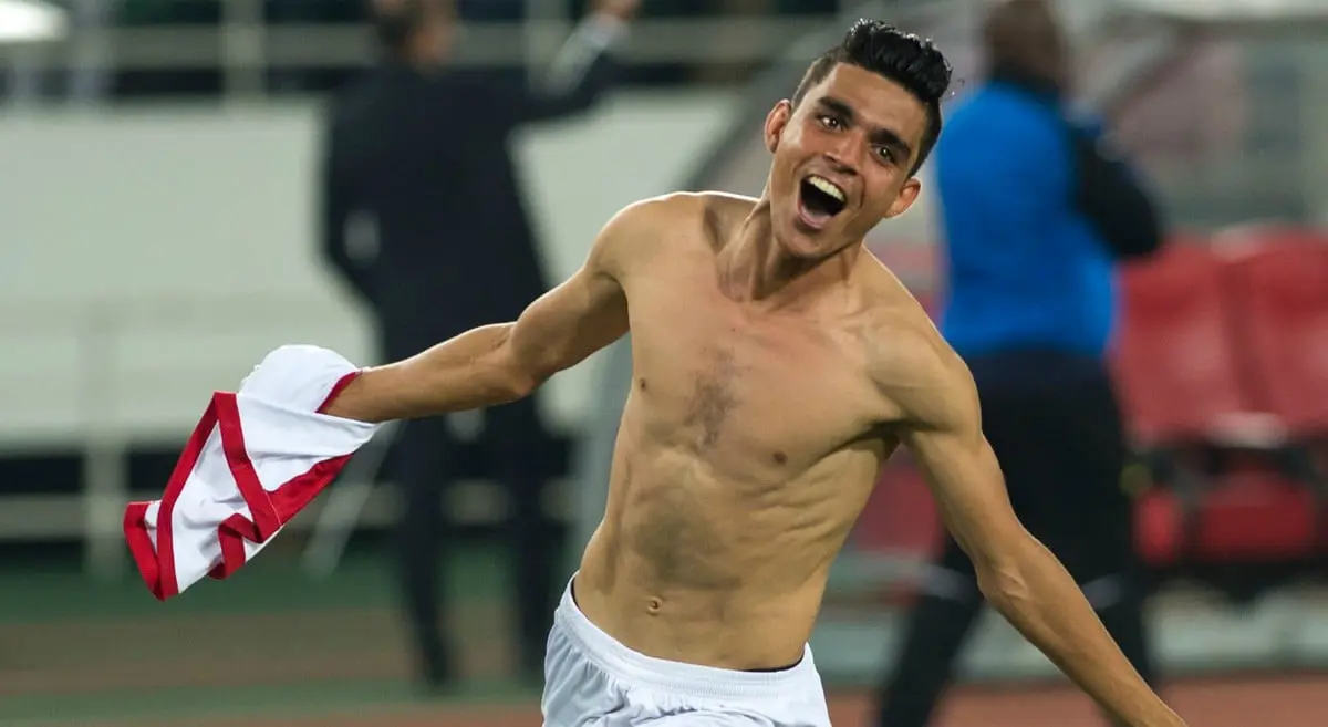 مدرب منتخب المغرب ينصح أشرف بن شرقي بالعودة إلى أوروبا.. وتطور في أزمة عبدالرزاق حمدالله (فيديو)