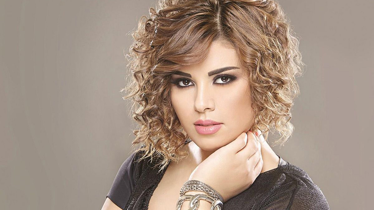 تونس.. القبض على متعهد حفلات اعتدى بالضرب على الفنانة أماني السويسي