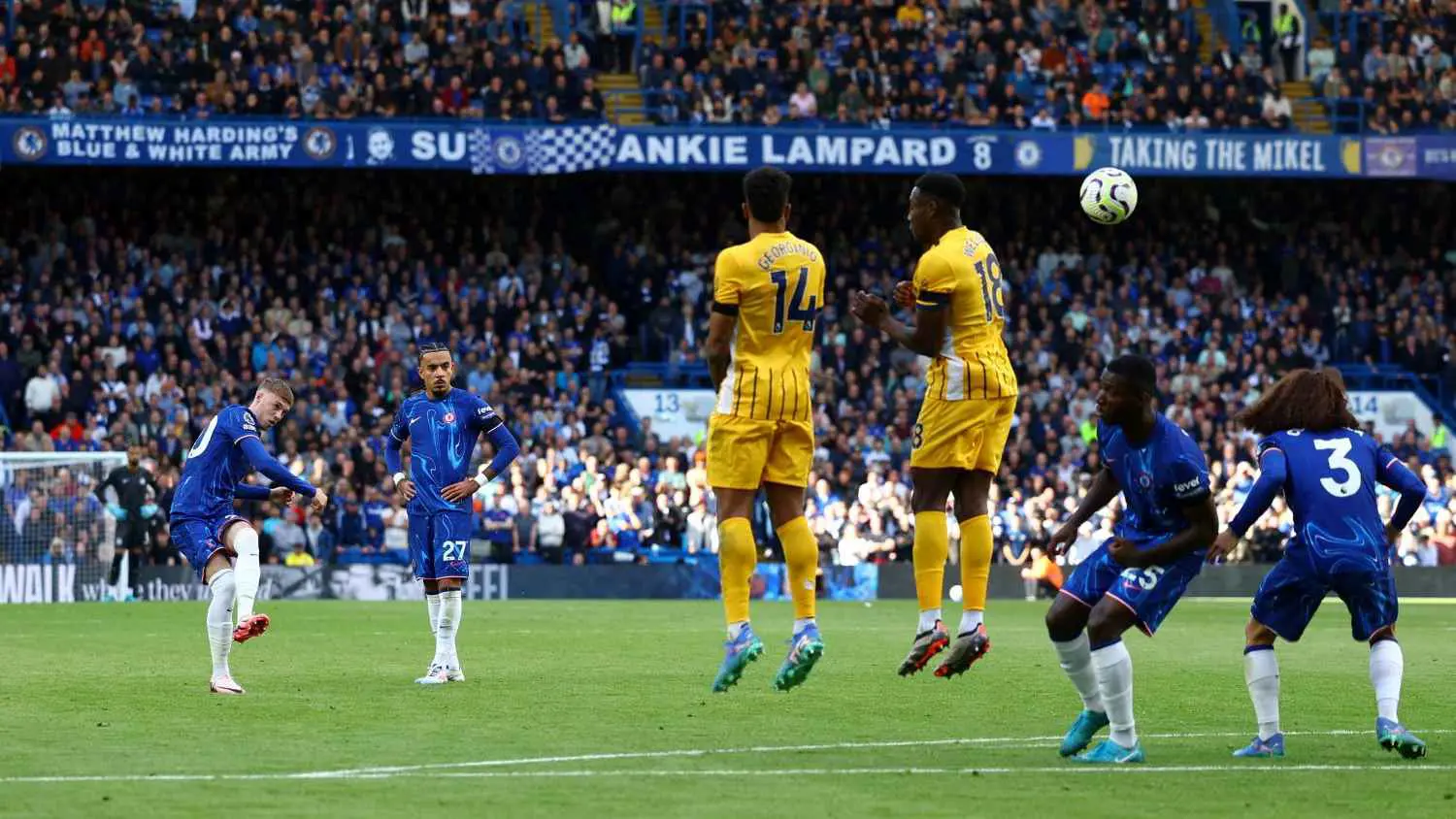 ترتيب هدافي الدوري الإنجليزي بعد سوبر هاتريك كول بالمر في شباك برايتون (فيديو)