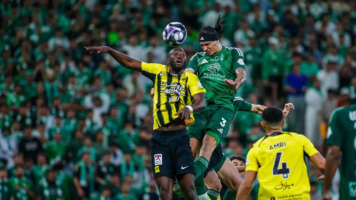 ديربي جدة.. الموعد والقنوات الناقلة لمباراة الاتحاد والأهلي في الدوري السعودي