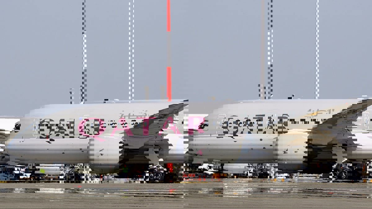 تفاصيل عن إخضاع نساء لتفتيش "دقيق" من مسؤولين بعد وجود مولود داخل حمام في مطار الدوحة