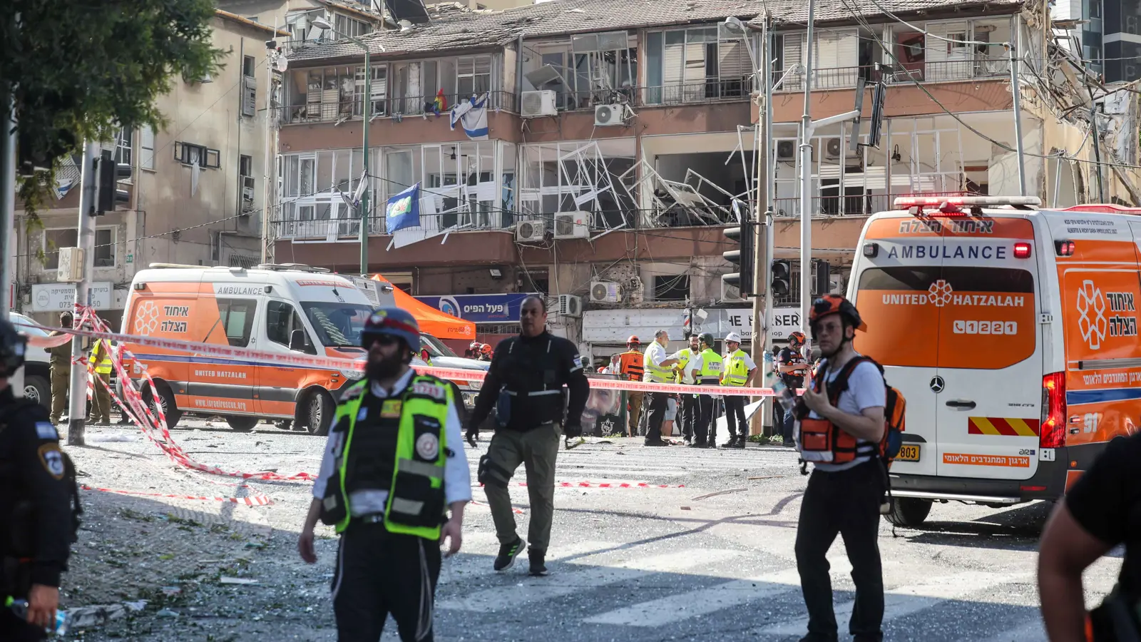 "الطغاة سيدفعون الثمن".. نتنياهو يتوعد إيران بعد قصف مستشفى سوروكا