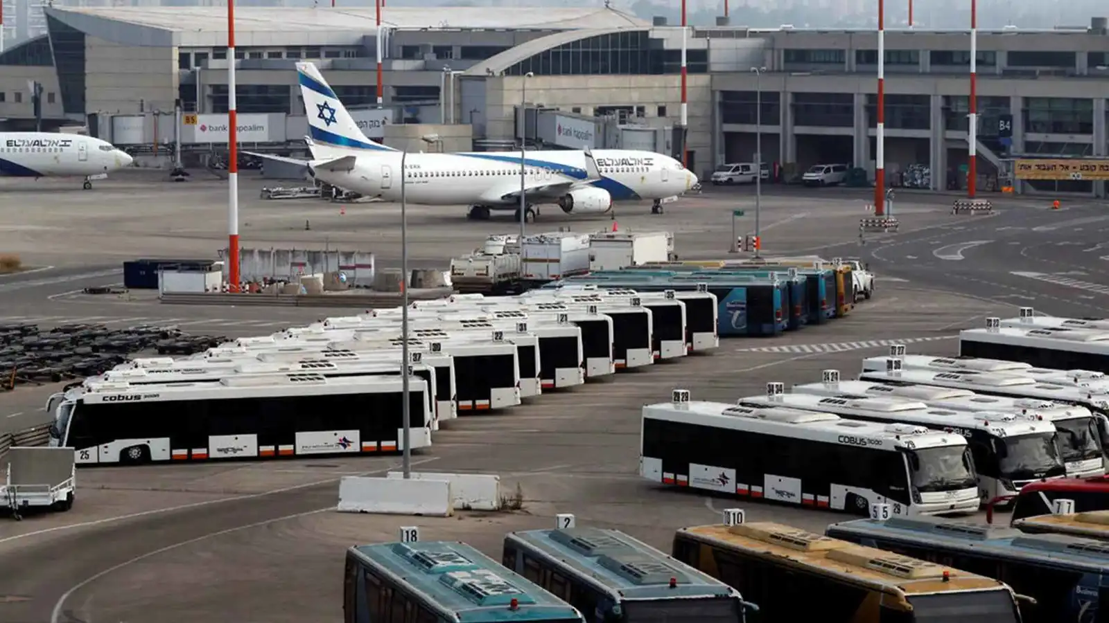 ميليشيا الحوثي تعلن استهداف مطار بن غوريون في إسرائيل