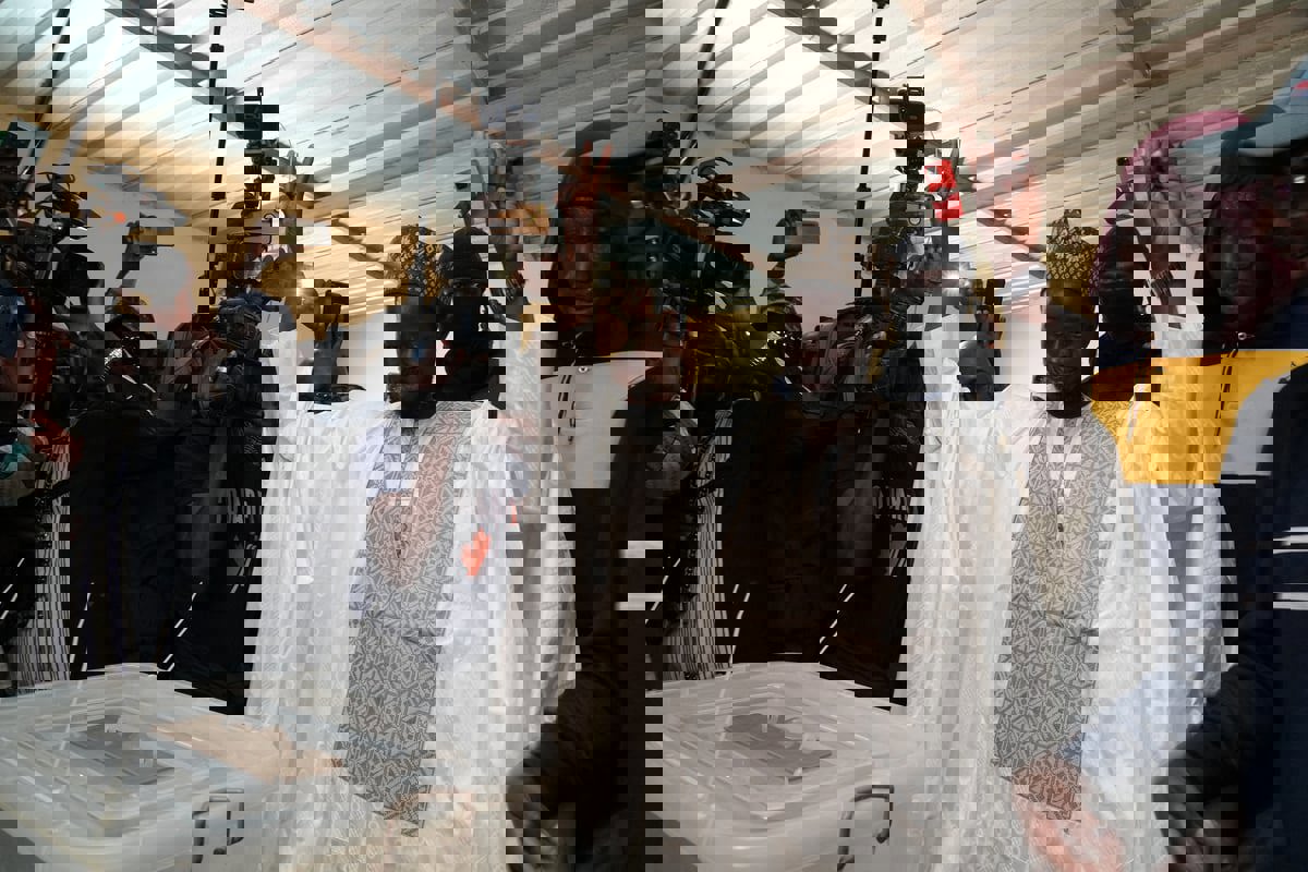 من هو ديوماي فاي رئيس السنغال الجديد؟