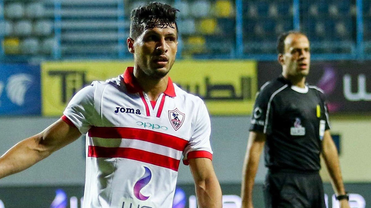 صحيفة: طارق حامد مدافع الزمالك على أعتاب نادي الاتحاد السعودي معارًا