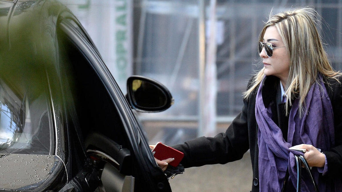 لونا الشبل تبدأ مهامها كمستشارة للأسد بمهاجمة الأكراد وتهديدهم