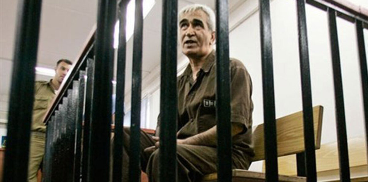 أحمد سعدات ينضم للمضربين عن الطعام في السجون الإسرائيلية