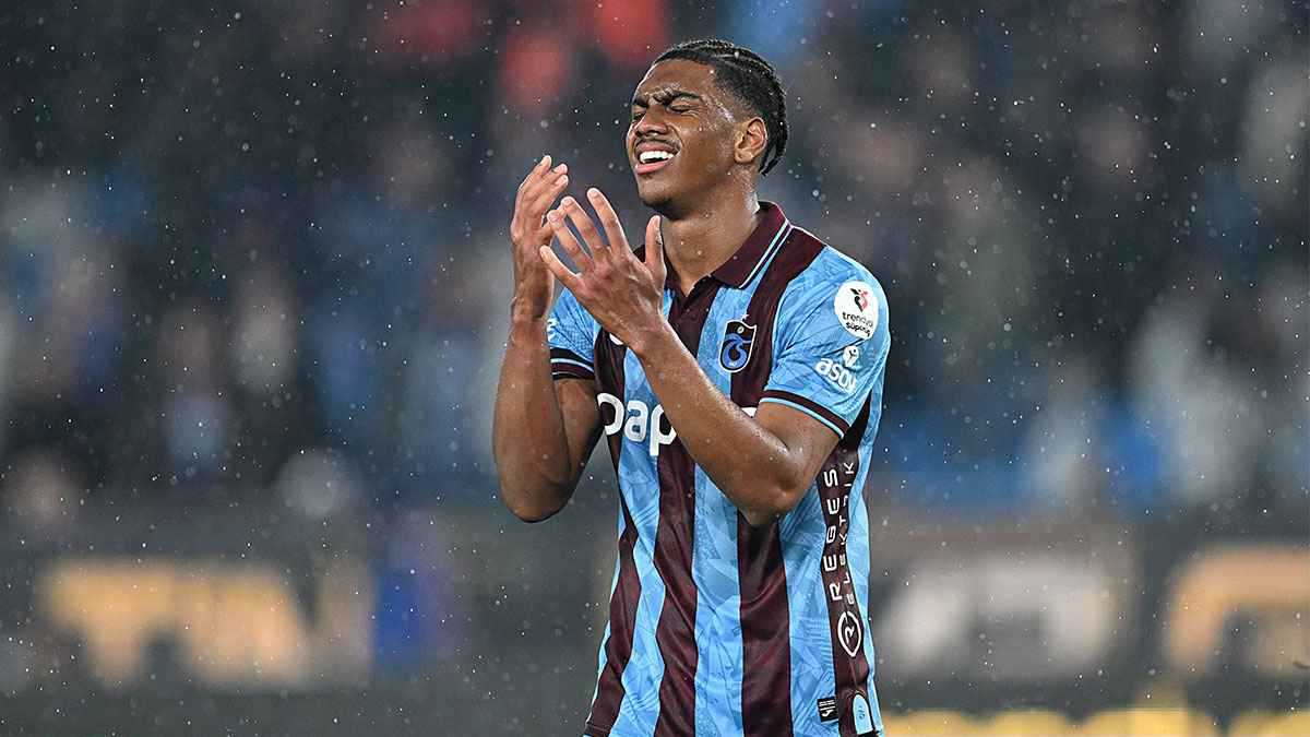 الأهلي السعودي يسعى إلى ضمه.. طرابزون سبور يحدد قيمة بيع فيليبي أوغوستو 