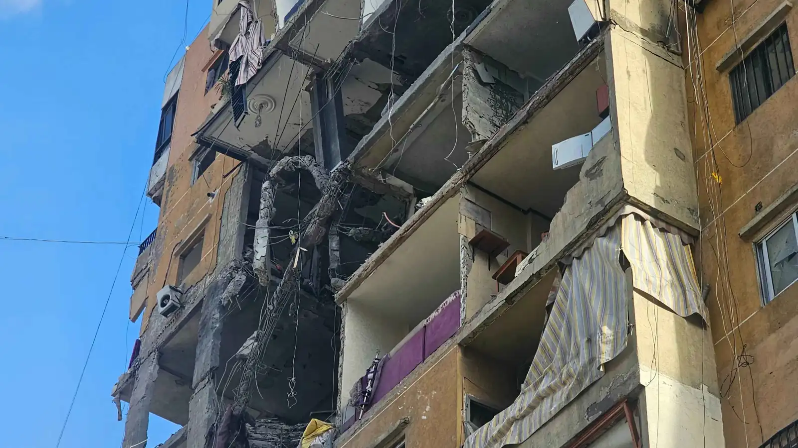 مقتل المسؤول بحزب القوات اللبنانية بيار معوض بغارة شرقي بيروت