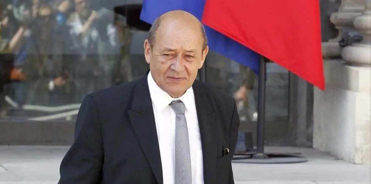 وزير خارجية فرنسا يزور "الجدار العازل" بين القدس والضفة الغربية