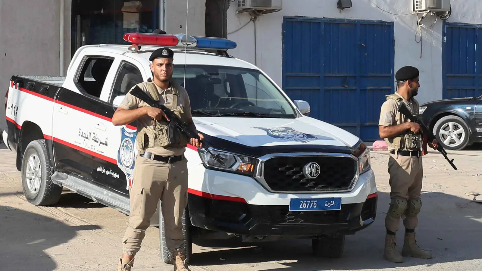 ليبيا.. حبس ضابط شرطة بتهمة التستر على جرائم قتل وانتهاكات حقوقية