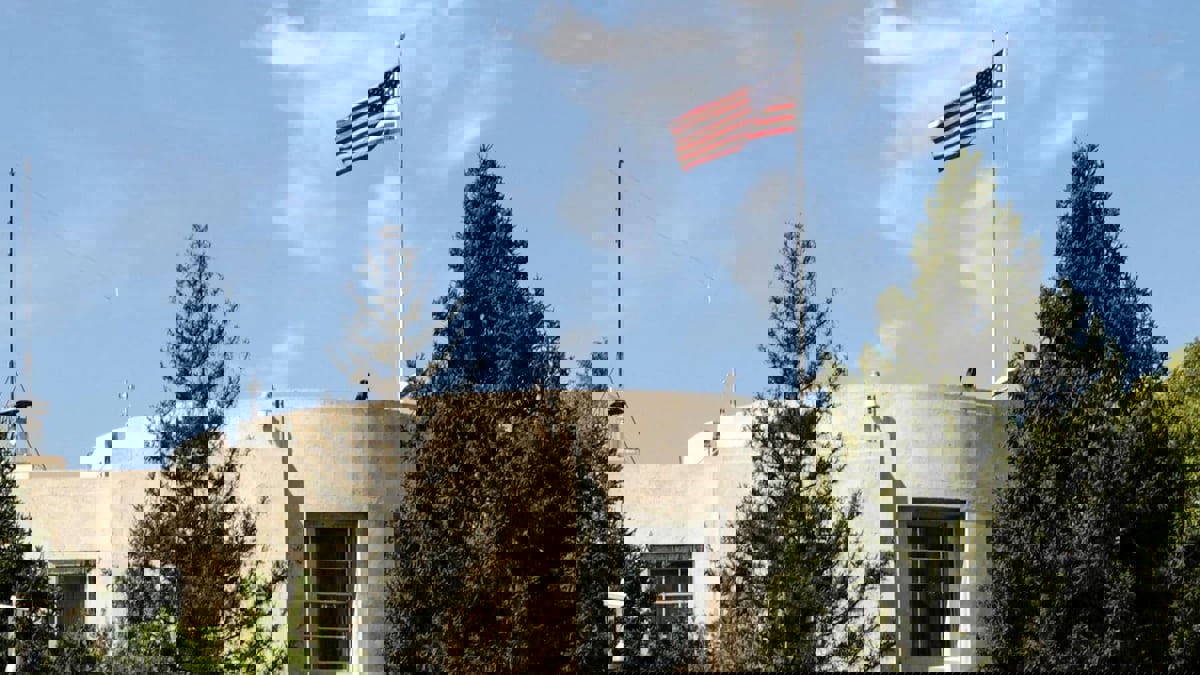 بعد قرار تركي بطردهم.. سفراء غربيون يؤكدون التزامهم بـ"المعاهدة الدبلوماسية" وأنقرة ترحب