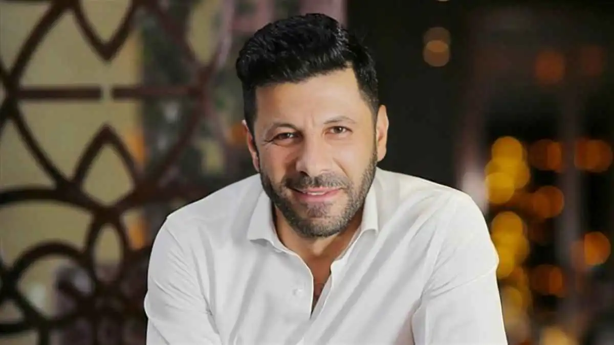 تعليق ناري من إياد نصار بعد انتقاد حديثه باللهجة المصرية