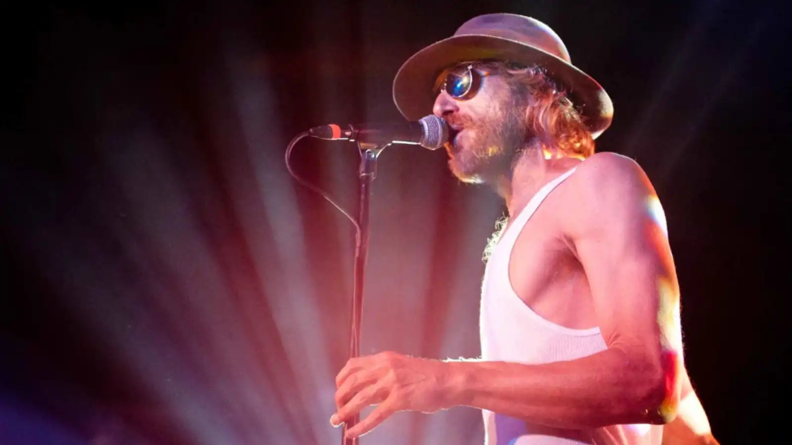 رحيل نجم الموسيقى الريفية تود سنيدر عن 59 عاما