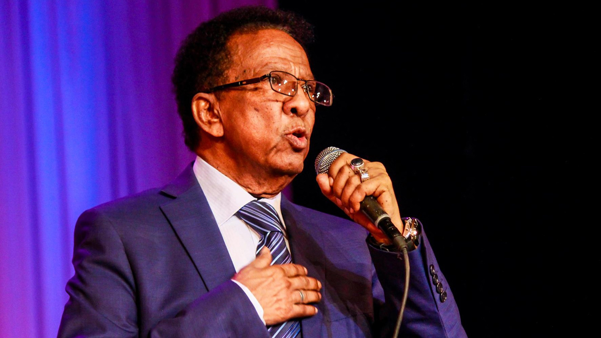 وفاة نقيب الفنانين السودانيين السابق حمد الريح بفيروس كورونا