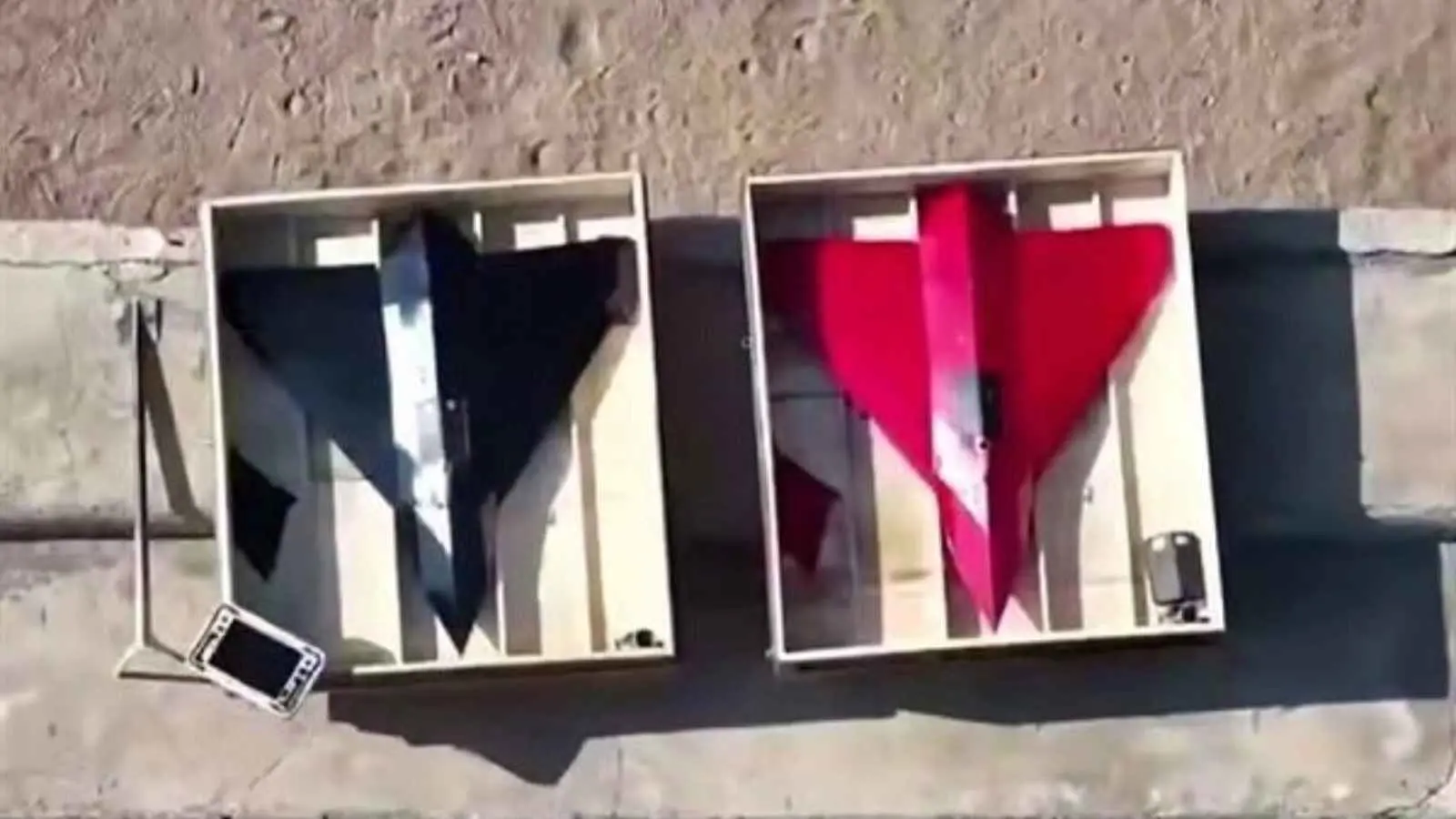 تُطلَق من تحت الماء.. إيران تكشف عن مسيّرة جديدة (فيديو)