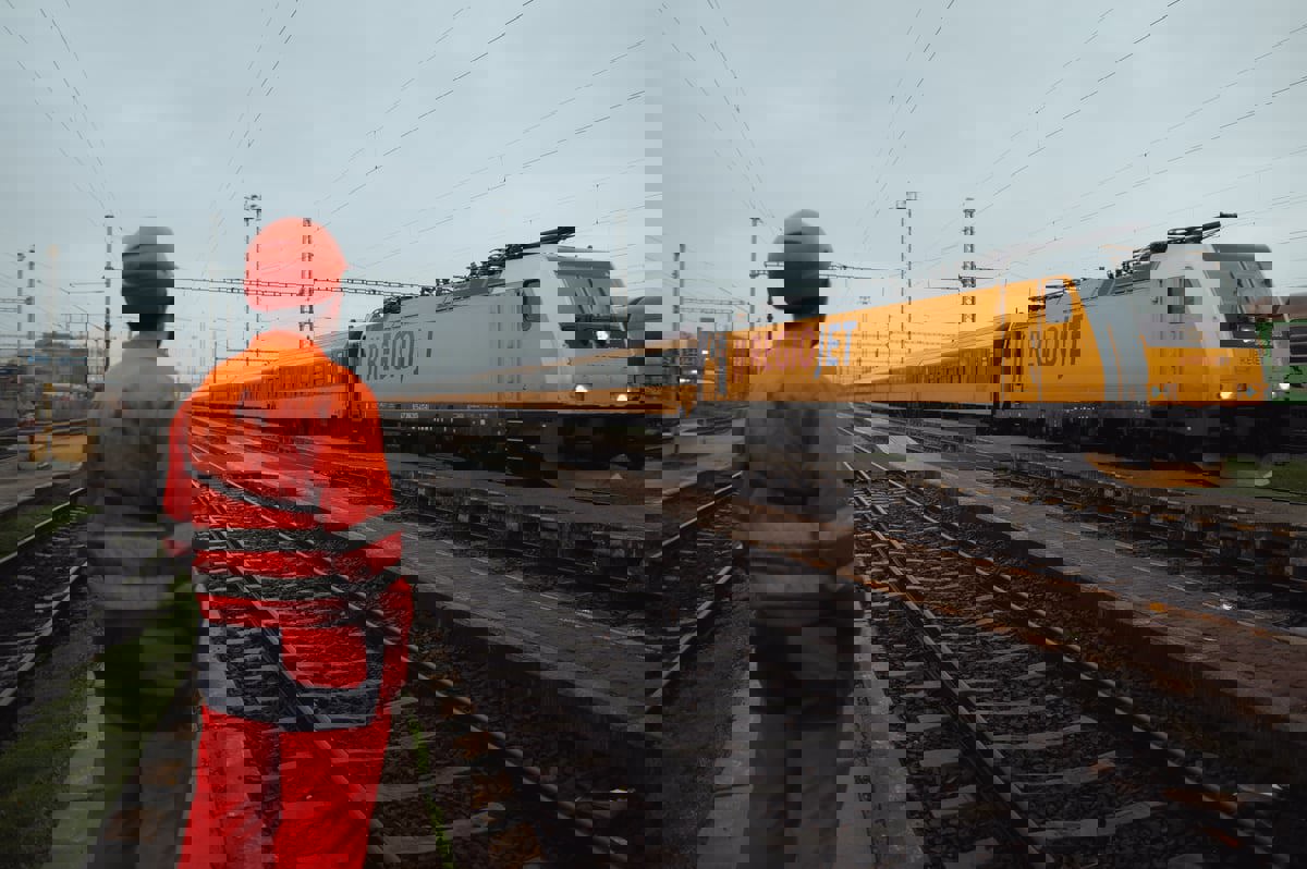 قتلى وجرحى بتصادم بين قطار وحافلة في سلوفاكيا 