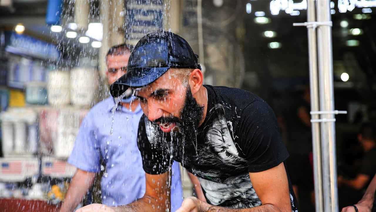 موجة حر قوية تضرب العراق والحرارة تكسر حاجز الـ50 درجة