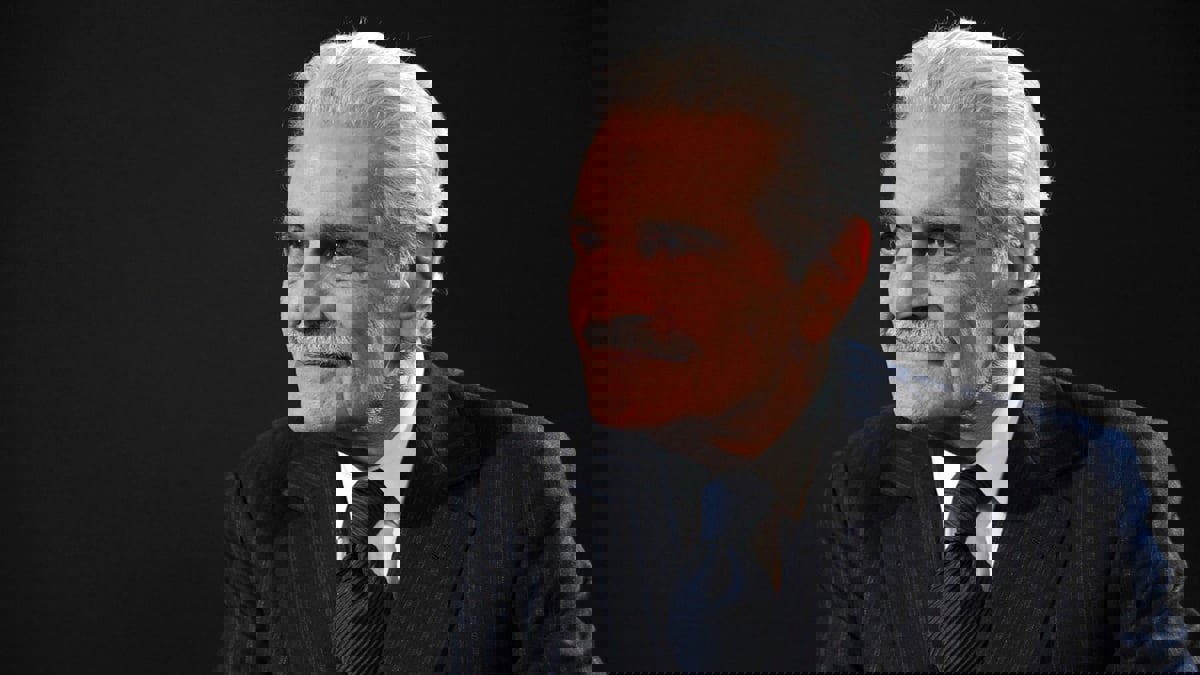 يكشف أسراراً جديدة.. مذكرات عمر الشريف في مسلسل درامي