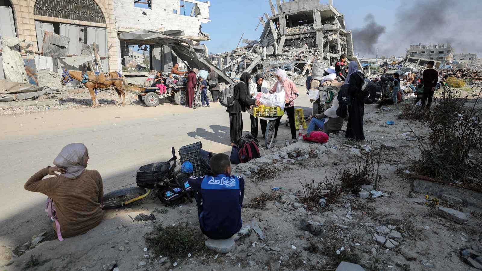 حكومة بلا فصائل.. مبادرة جديدة لـ"اليوم التالي" في غزة