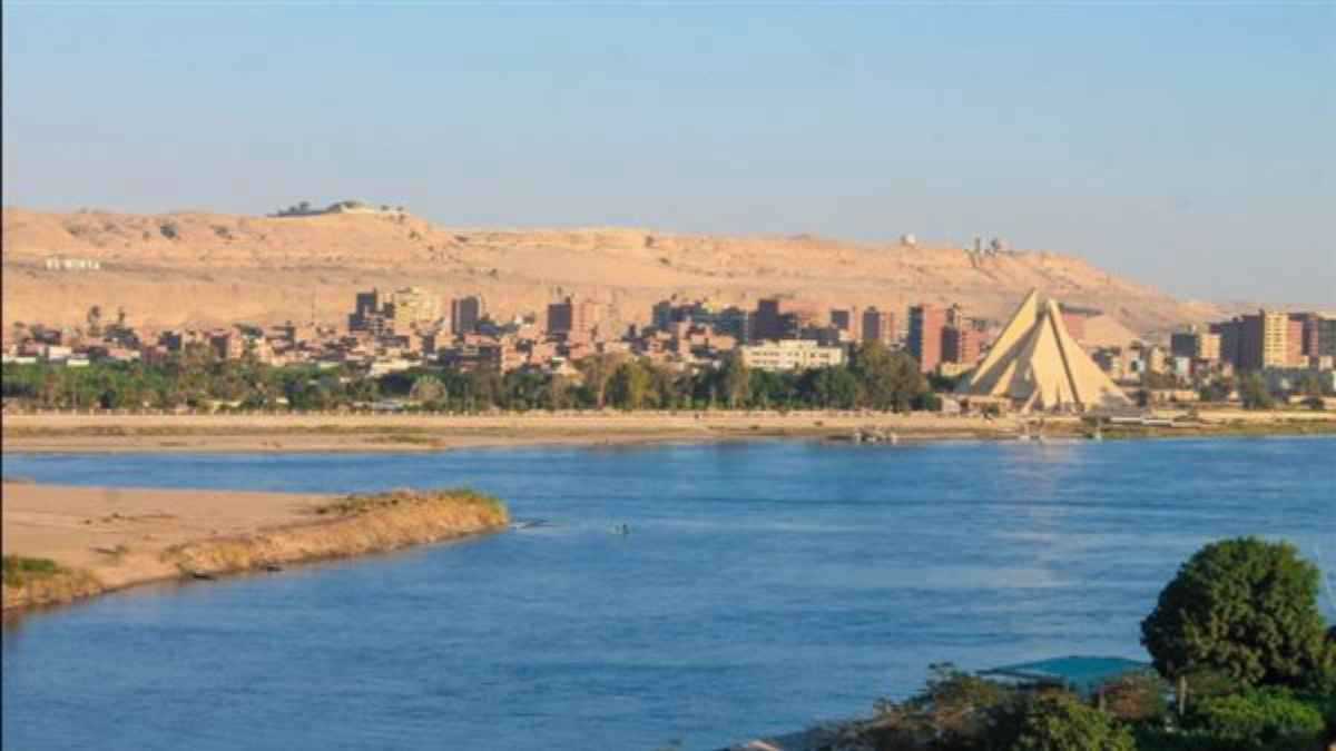 مصر.. العثور على جثتي أب وابنته بعد اختفاء عائلة بأكملها