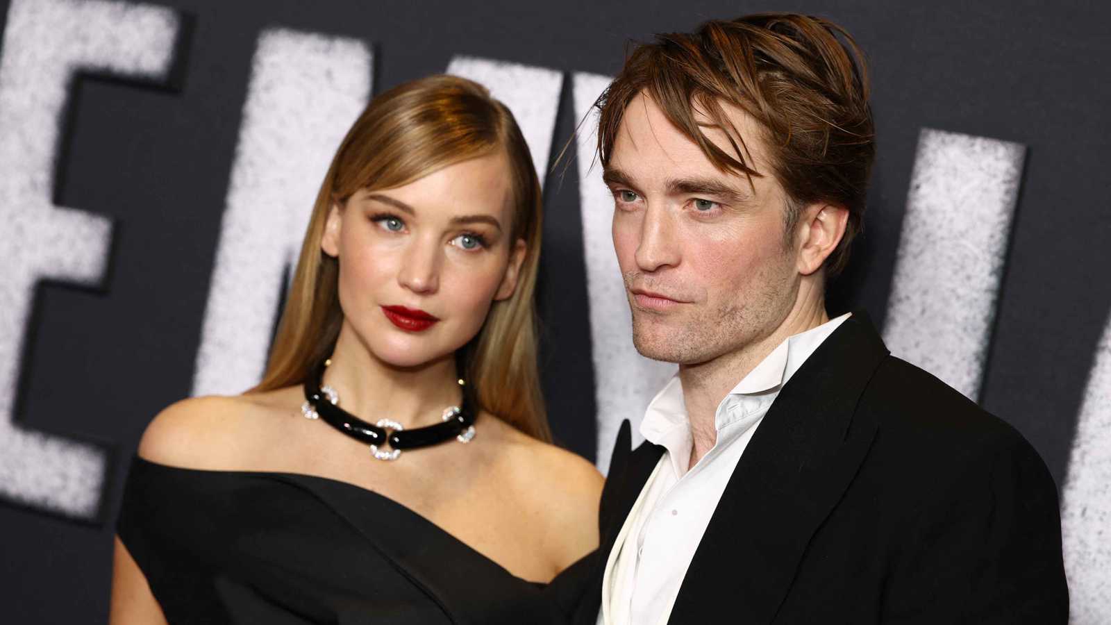 بالصورة: كيف اجتمعت جينيفر لورانس وزُبيدة ثروت؟!, image size:1600x900