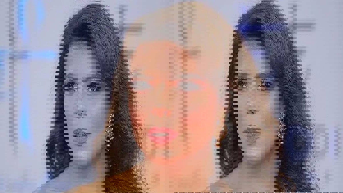 ناهد السباعي تنضم لوالدتها في الهجوم على محمد رمضان