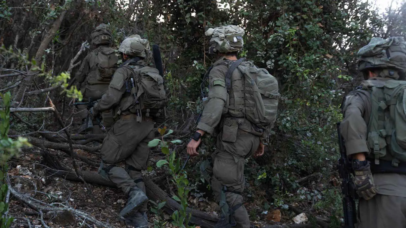 إسرائيل تتوغل إلى "أعمق نقطة" منذ بدء عملياتها في لبنان