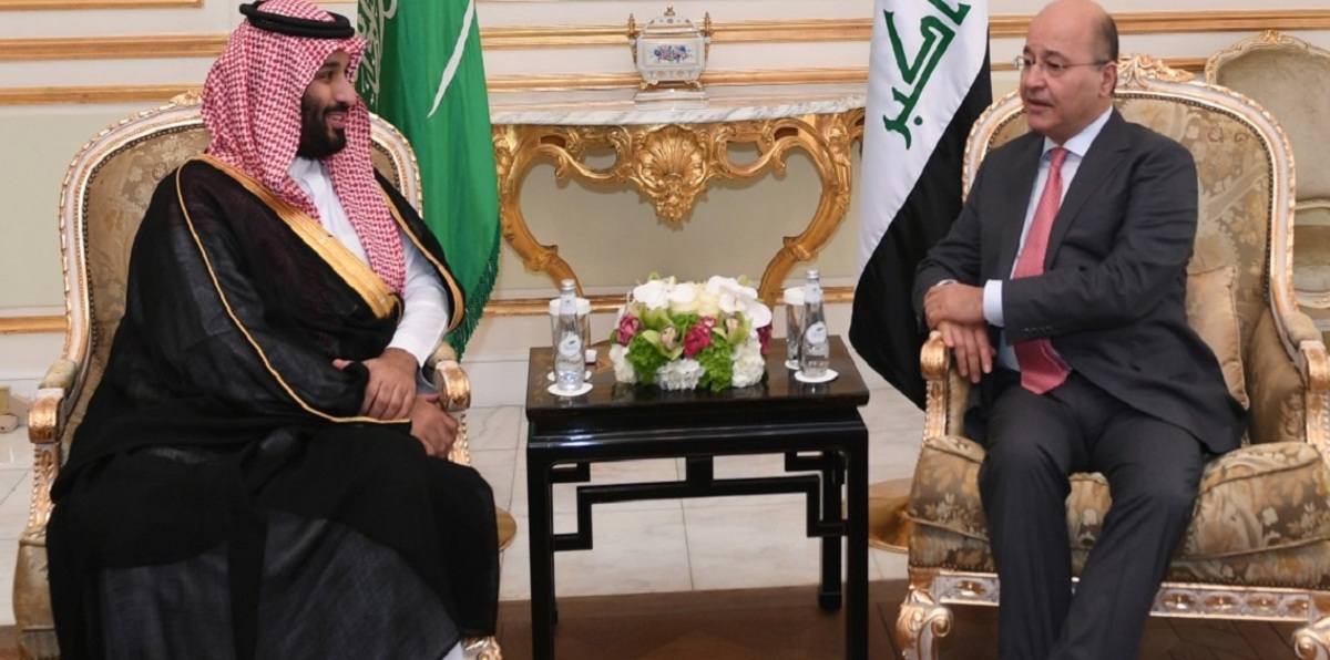 محمد بن سلمان وبرهم صالح يبحثان التطورات الإقليمية (فيديو وصور)