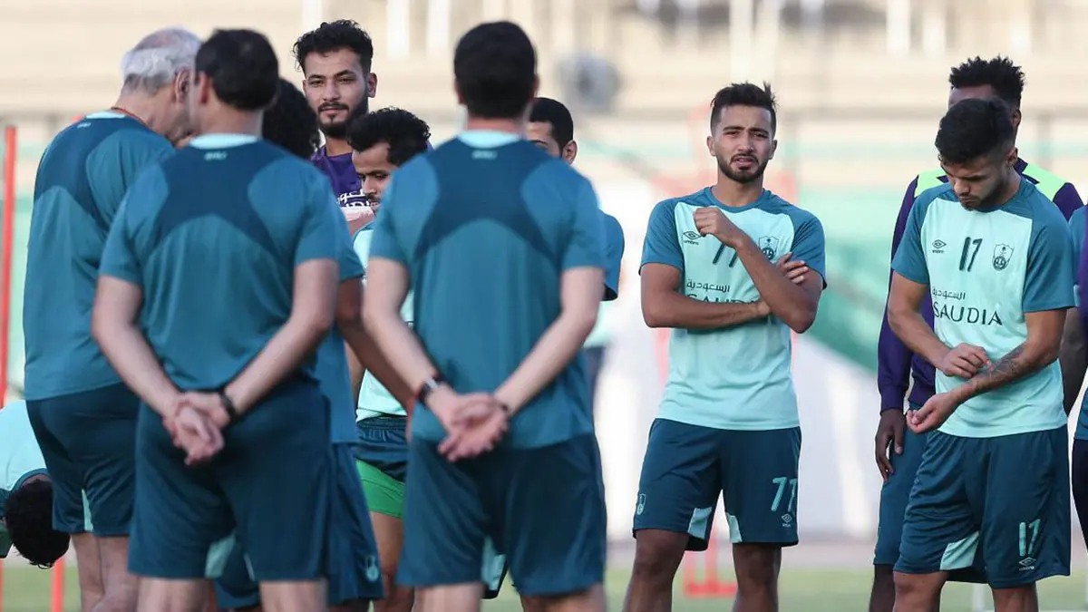 الموعد والقنوات الناقلة لمباراة الأهلي والهلال اليوم في إياب نصف نهائي كأس زايد