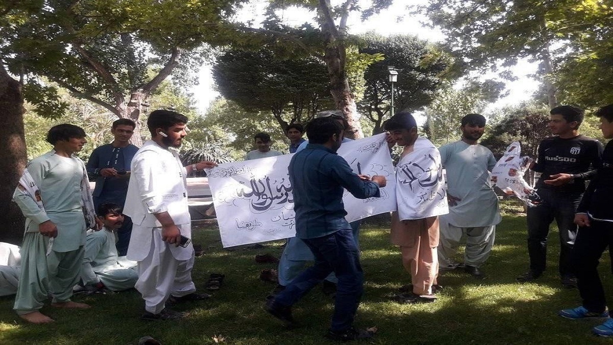 اتهامات لإيران بدعم طالبان وإضعاف الحكومة الأفغانية