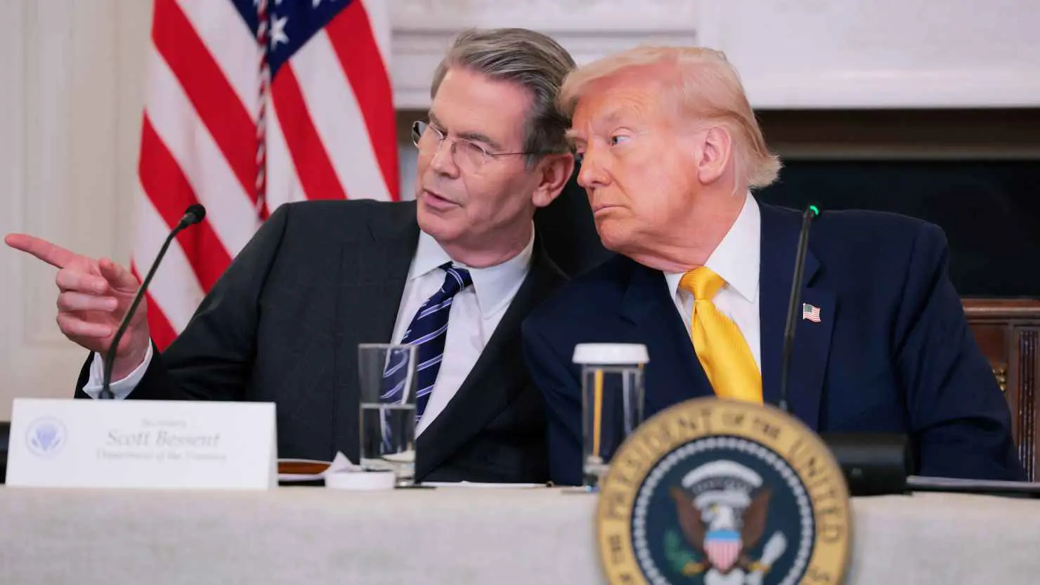 قبل إعلان ترامب.. واشنطن ترفض كشف أي اتفاقات حول الرسوم الجمركية